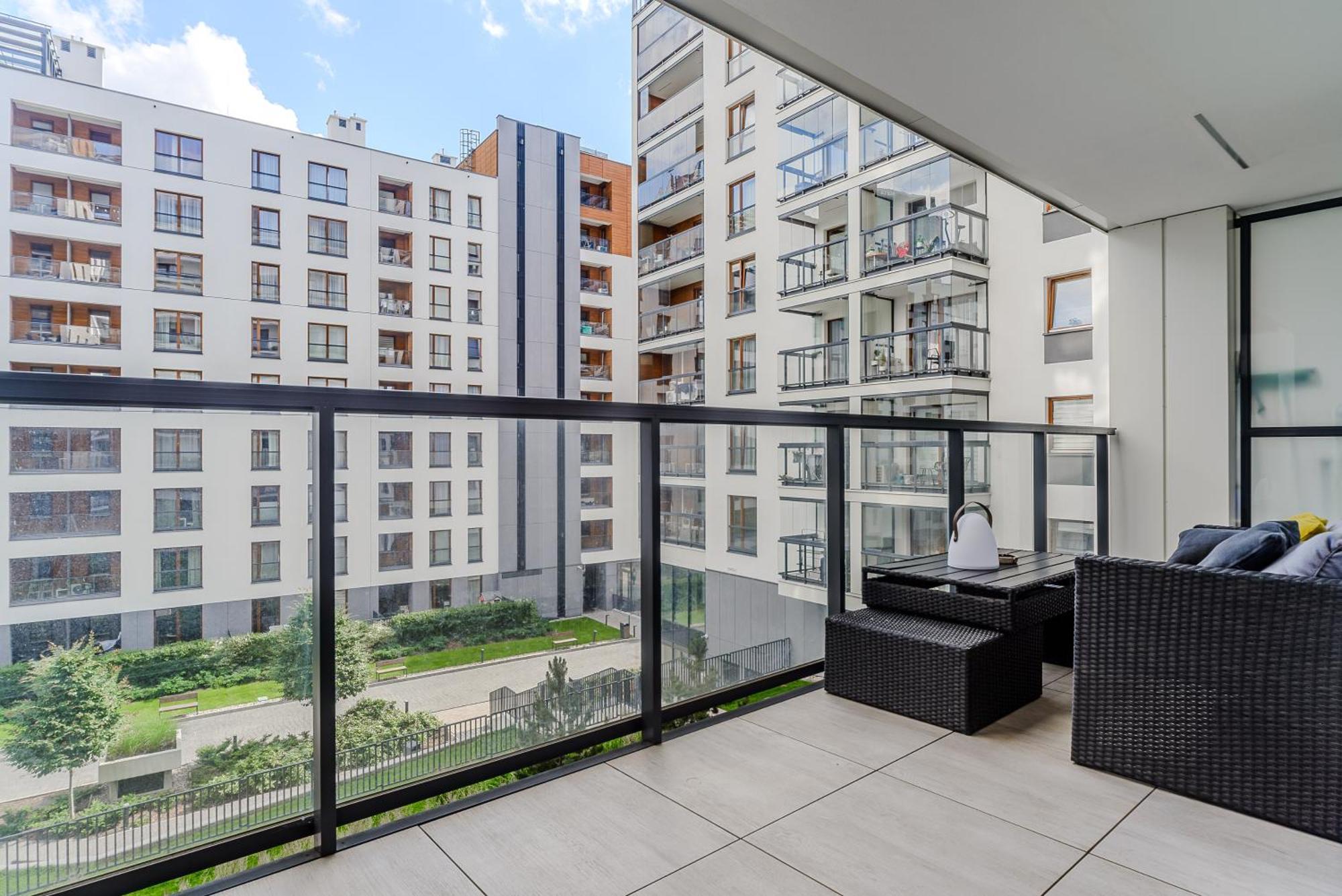 Cozy Family Apartments With Balcony Near Zlote Tarasy Warsaw Luaran gambar