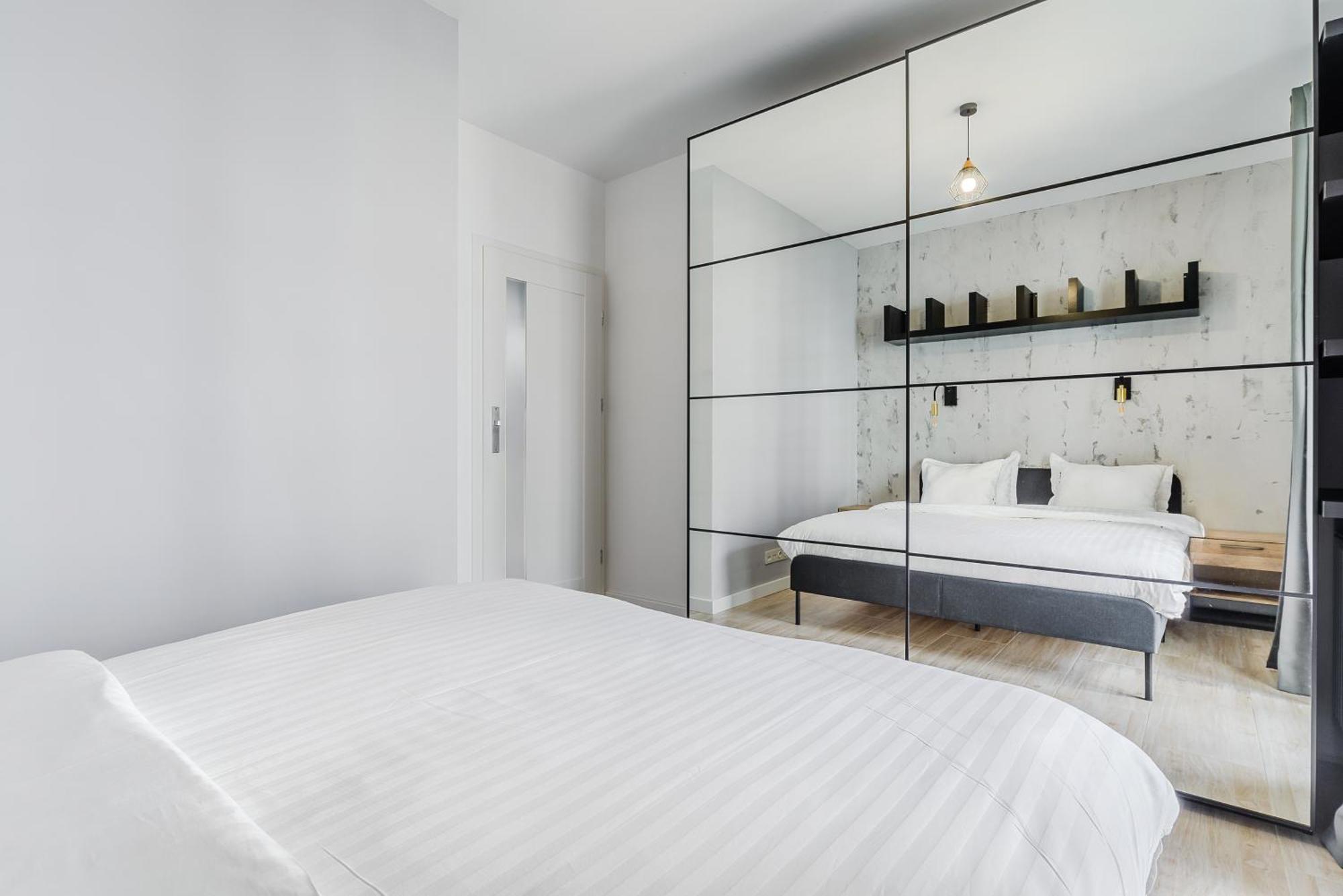 Cozy Family Apartments With Balcony Near Zlote Tarasy Warsaw Luaran gambar