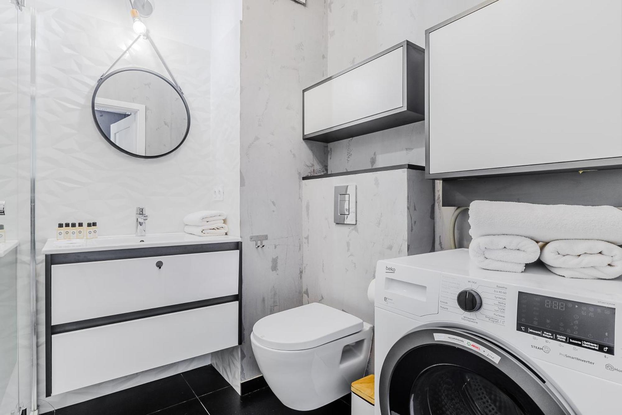 Cozy Family Apartments With Balcony Near Zlote Tarasy Warsaw Luaran gambar