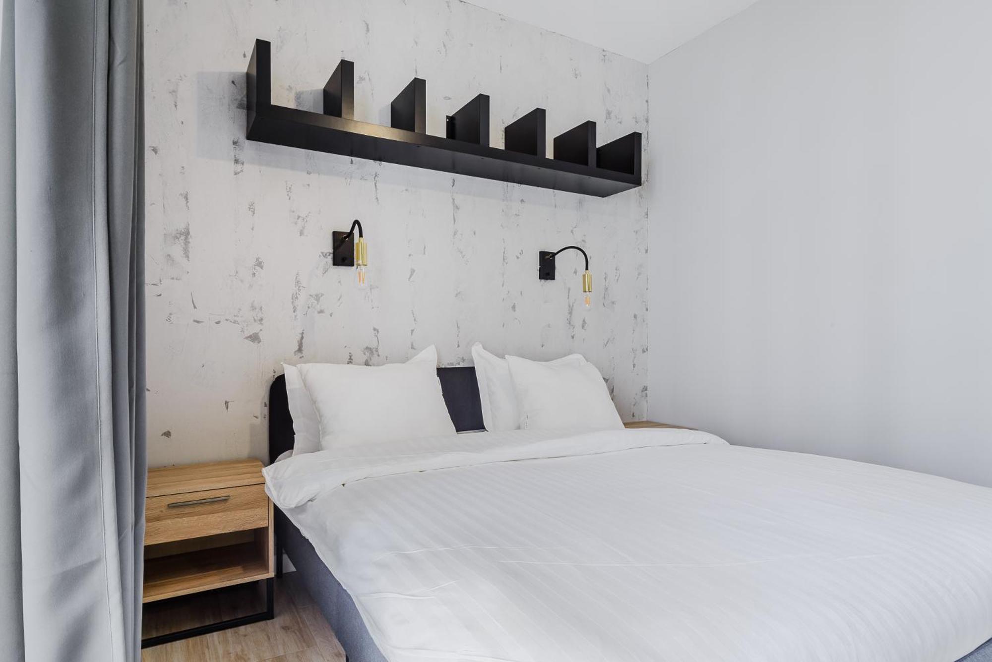 Cozy Family Apartments With Balcony Near Zlote Tarasy Warsaw Bilik gambar